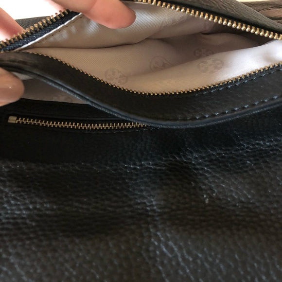 Tory Burch black cross body bag - Picture 5 of 6